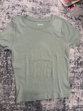 Hollister Light Sage Green Short Sleeve Tee